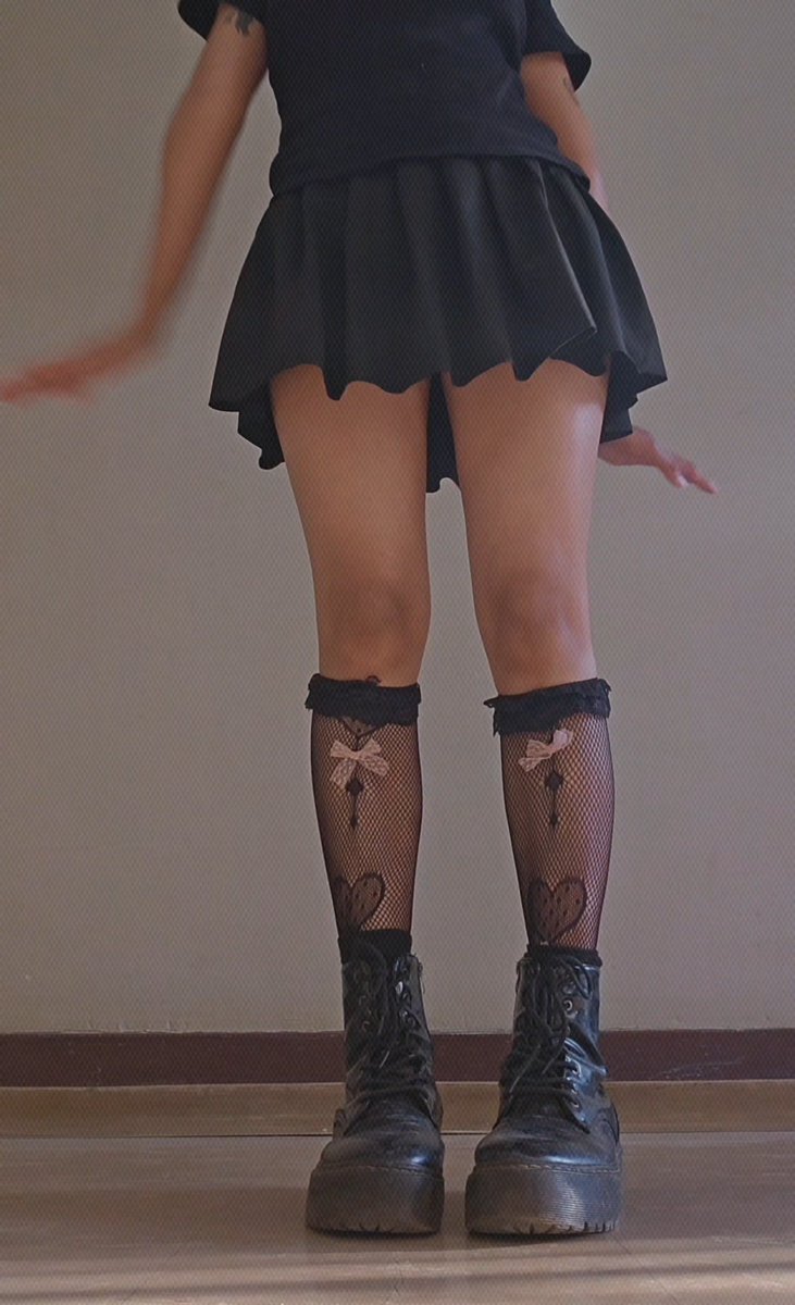 rotttenangell's tweet photo. Love these Stockings★۶ৎ⊹ ࣪ ˖ https://t.co/L40y2TuVS4