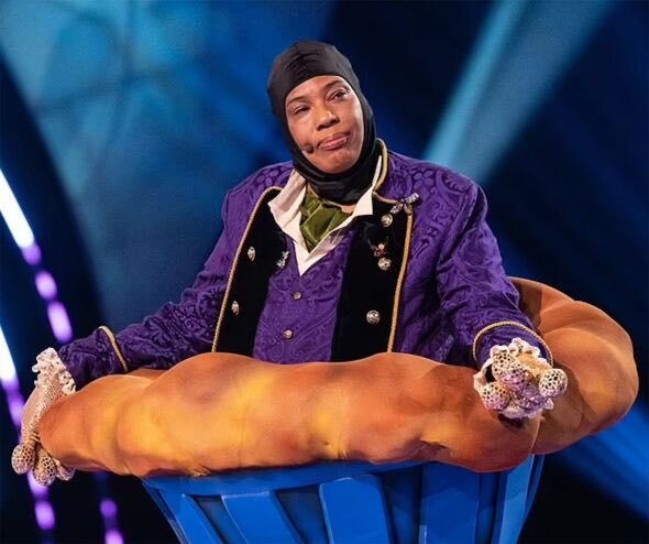 HelloItsLevi's tweet photo. I try by macy gray just came on the radio in the office and now I’m just sat at my desk thinking about when she stormed off the masked singer dressed as a toad in a hole 😭😭😭😭 https://t.co/JcB5ZMrNuI
