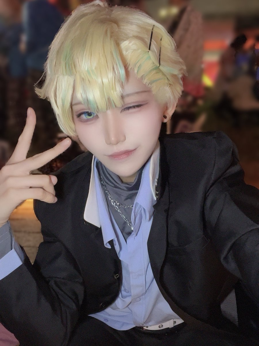 myk_38500's tweet photo. cos.🐝🤣

  ウインクむずい https://t.co/HMmlexai6n