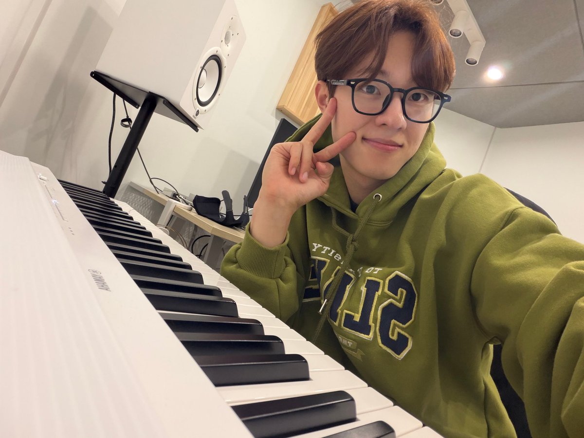 hwi2ya's tweet photo. 어니   ㅛㅂ 귀염사  ….. 귀여워서죽음 https://t.co/2ebALfhOk7