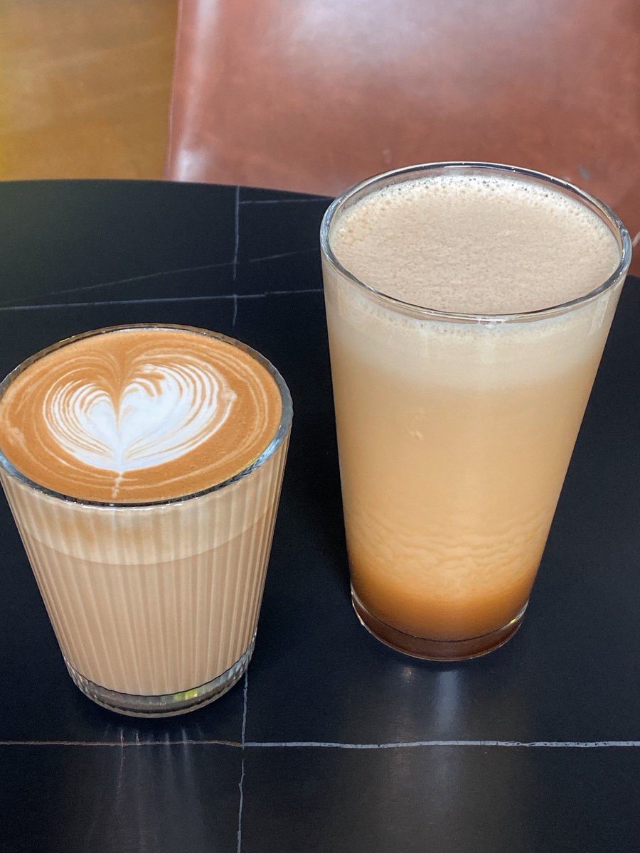 hikitty1101's tweet photo. 今日のコーヒーは匀な泡立ち、牟牟しい香りで、庸な毎日に贅沢なひとときを添える。 https://t.co/7lT6NOJiWm