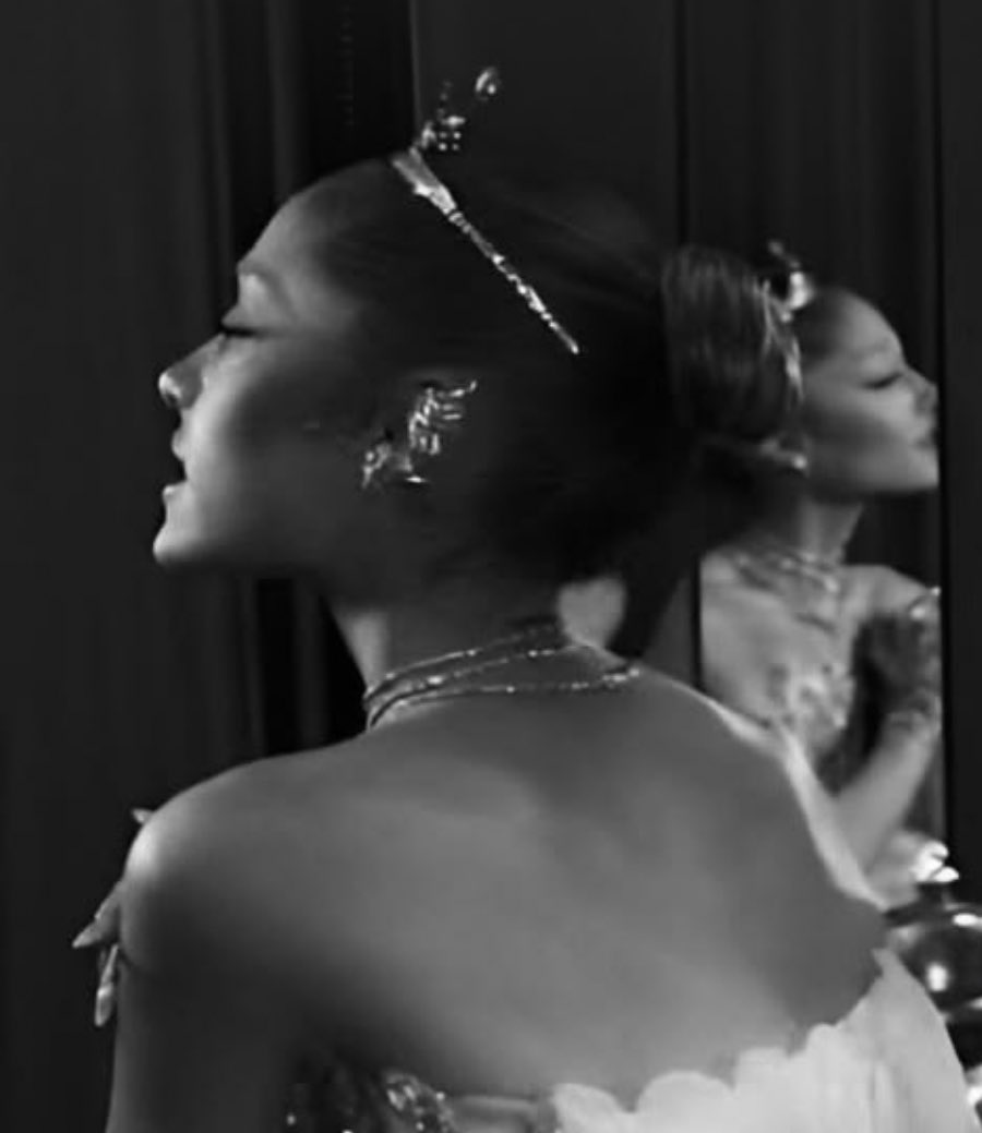 moonlightpetall's tweet photo. the prettiest ballerina https://t.co/zP1XnJ5g4B