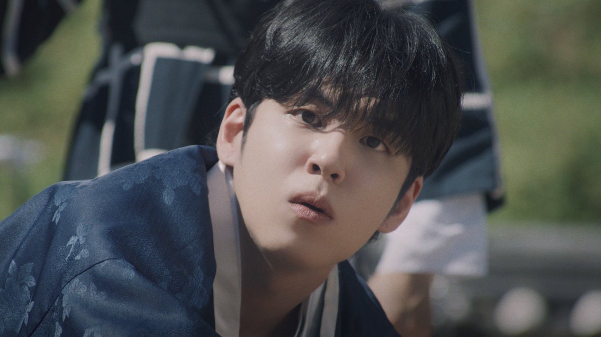 day6official's tweet photo. DAY6(데이식스) 5TH FANMEETING <EVERY DAY6, EVERY My Day> Bridge VCR

https://t.co/o2BP1jKGxR

#DAY6 #데이식스
#MyDay #마이데이
#DAY6_5TH_FANMEETING
#EVERY_DAY6_EVERY_My_Day https://t.co/bG0TrCMVTv