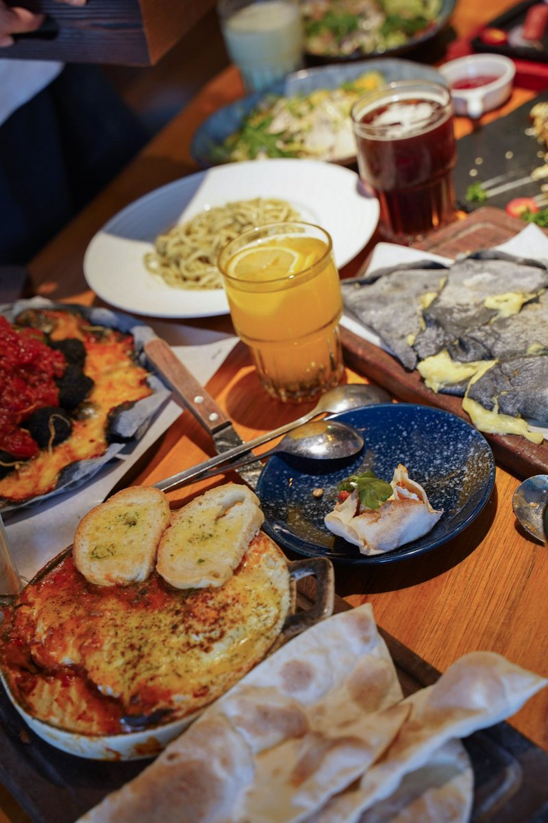 ikechips1's tweet photo. 「今日散歩中に舜耘を見つけて、俺は虾が食べたくなった。超诙谐だよ！」， https://t.co/MKYHltr87H