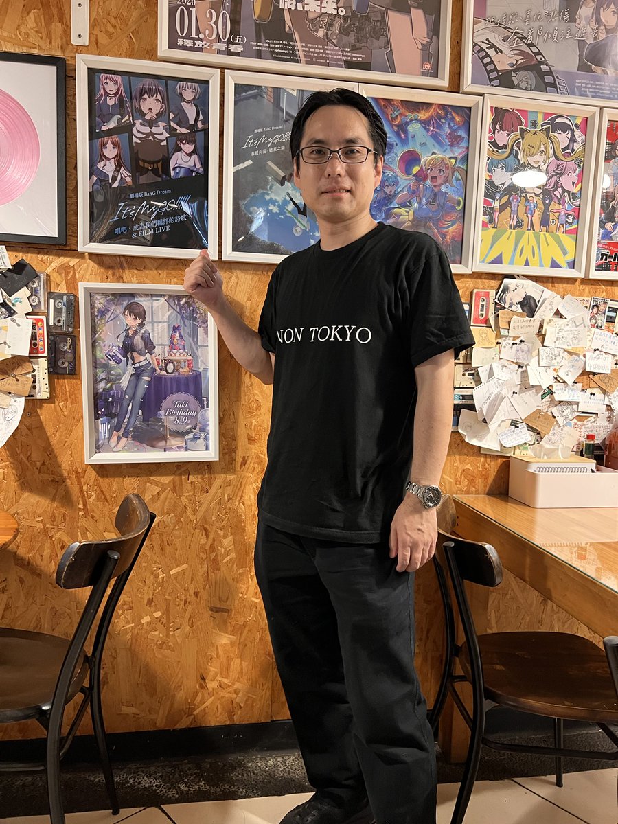 llllnumazullll's tweet photo. 台湾のラブライバーの方に、台湾高雄市のバンドリ推しのハンバーガーショップ「法堡　fabao」を教えていただきました！

主にアワーノーツのバンド、それからトゲトゲなども。

そして！このハンバーガーは美味しすぎました！また行きたい・・・！！！ https://t.co/4JN7XcjOB5