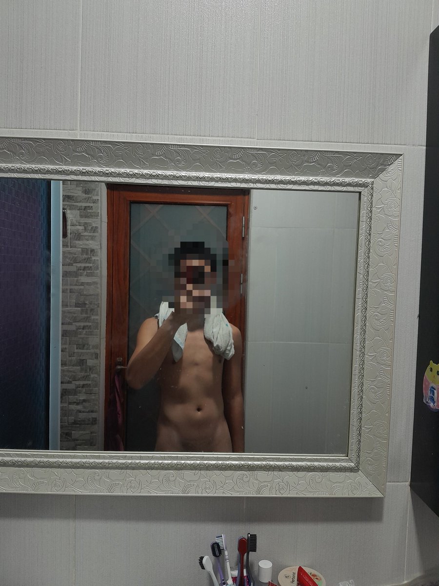 Ryywlhn's tweet photo. baru siap mandi https://t.co/ExNDO0FpXN