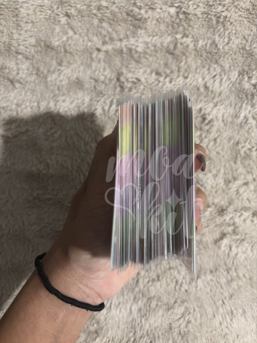 simmumx's tweet photo. มีใครสนใจไหมคะ มีประมาณ3คอลค่ะ

เค้าปล่อยกองนี้ใบละ 5บาทขึ้นไป แต่ไม่ถึงร้อยค่ะ (ยกเว้นปอนด์) | มีเมนหลักค่อนข้างเยอะ

หาใครเมนชั่น / dm ได้เลยค่ะ

#ตลาดนัดgmmtv https://t.co/unhd9rcm6Z