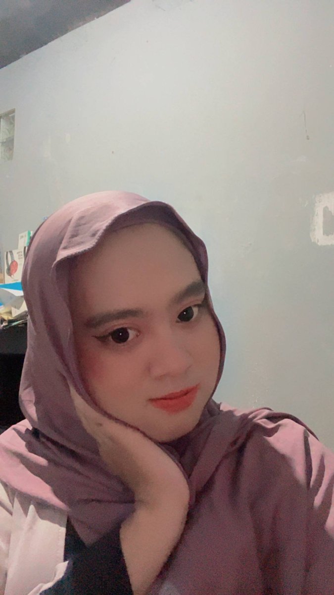 tutupintua's tweet photo. kapan ya bisa comeback lagiii, soalnya lucuuu

#cderhijab #cderindo #crossdresserIndo https://t.co/3sSBOdq30P