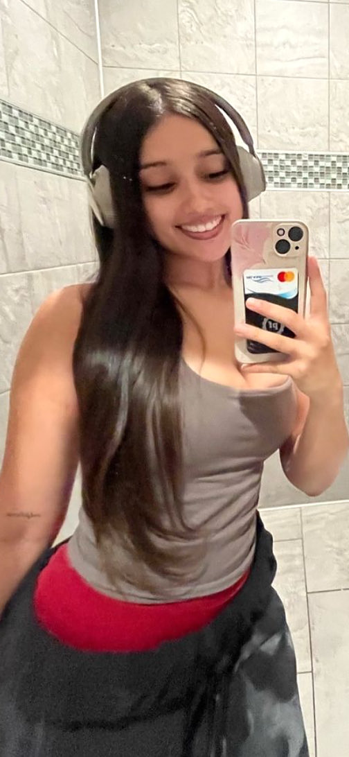 wfwefewff73125's tweet photo. Please TRIB my girl infront of my eyes😩😩

IF YOU CANT DM ME ON HERE 
SESSION APP ID 

05d0e2fecfd5baacf3987835389ea6a01c02a604f5872e5321d99bd12993584860 https://t.co/Ksum974uV6