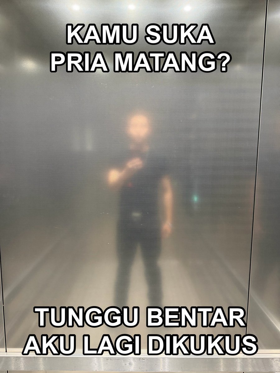 r___yul's tweet photo. ryul (calon) pria matang https://t.co/awd0VvaINb