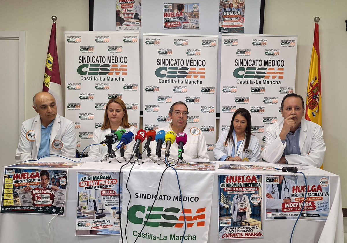 cesmclm's tweet photo. 🚨🩺 @CESMCLM anuncia en rueda de prensa HUELGA MÉDICA INDEFINIDA en el SESCAM desde el 16 de noviembre, todos los lunes, miércoles y viernes.
💚 Médicos, facultativos y residentes exigimos condiciones dignas.
¡Queremos atenderos mejor!
#HuelgaMédica #CLM #SESCAM #SanidadPública
