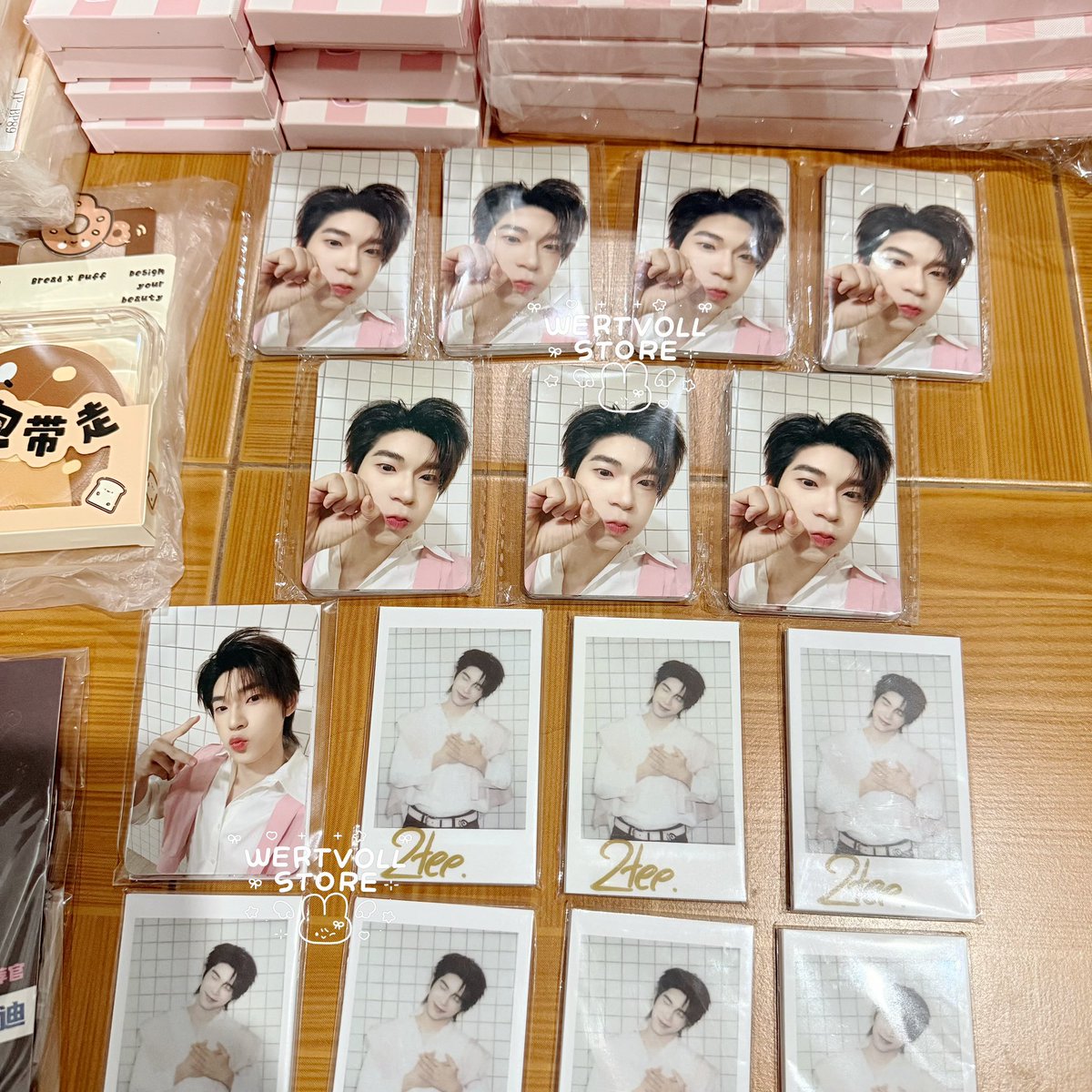 wertvollstore's tweet photo. ♡ˎˊ˗ update : สินค้าเข้าไทย 23/10 ⊹ ࣪ ˖ ໒꒱
จัดส่งครบแล้ว 25/10 น้า #wvsupdate
*เซ็ตนี้ การ์ดตี๋ตี๋น่ารักมว้ากกกกก🩷🐶
ใครสนใจฝากหาดีล ยังพอมีน้า #teeteepor https://t.co/e1apN33Xsr