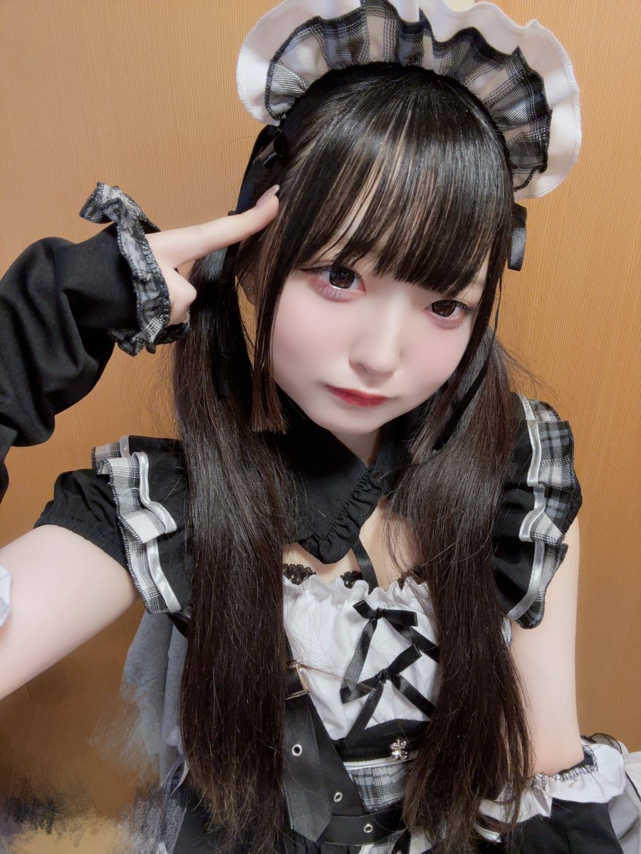 ru___ruchan_'s tweet photo. 現実はバグだらけログアウトしちゃっていいよね？ https://t.co/yFuJZCaWsD