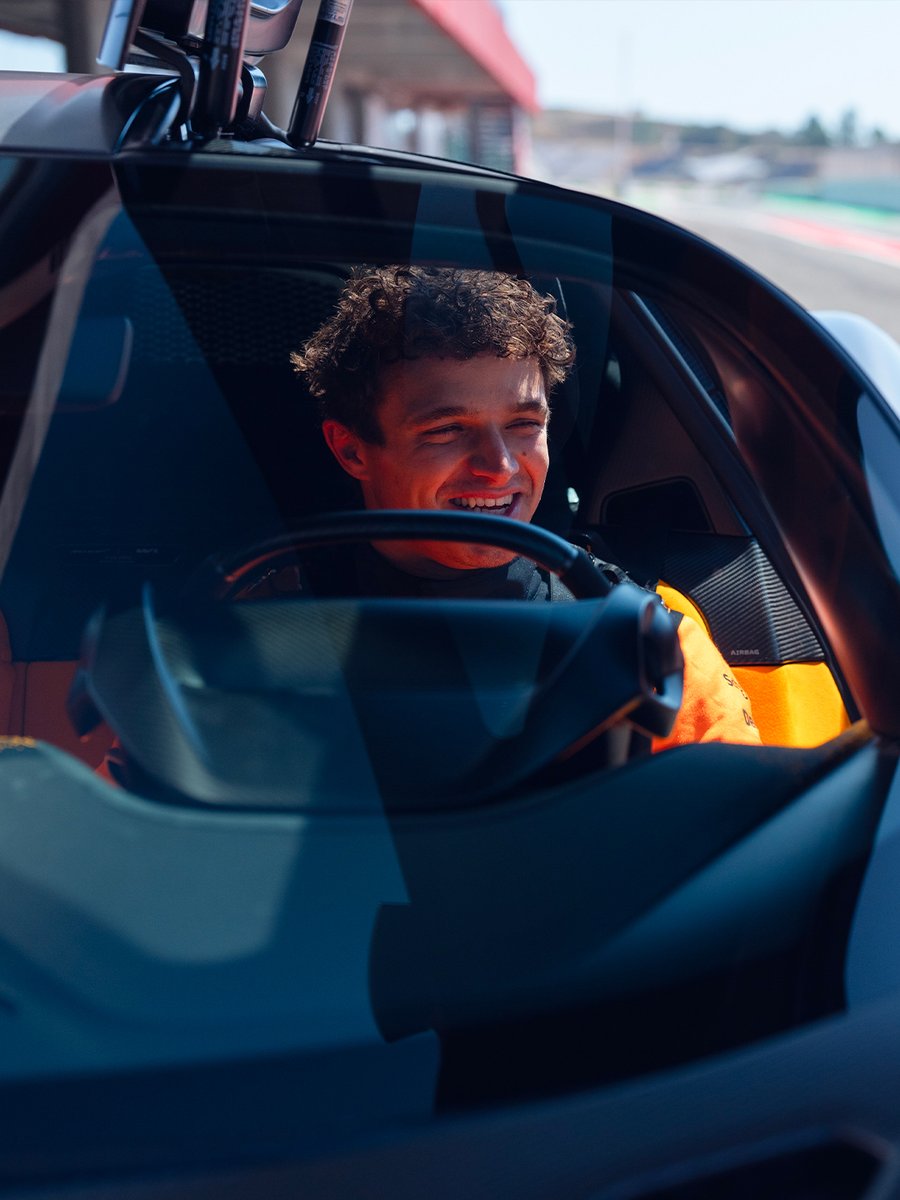 McLarenAuto's tweet photo. “And then you can just drive it home!" https://t.co/UIYMmquMR2