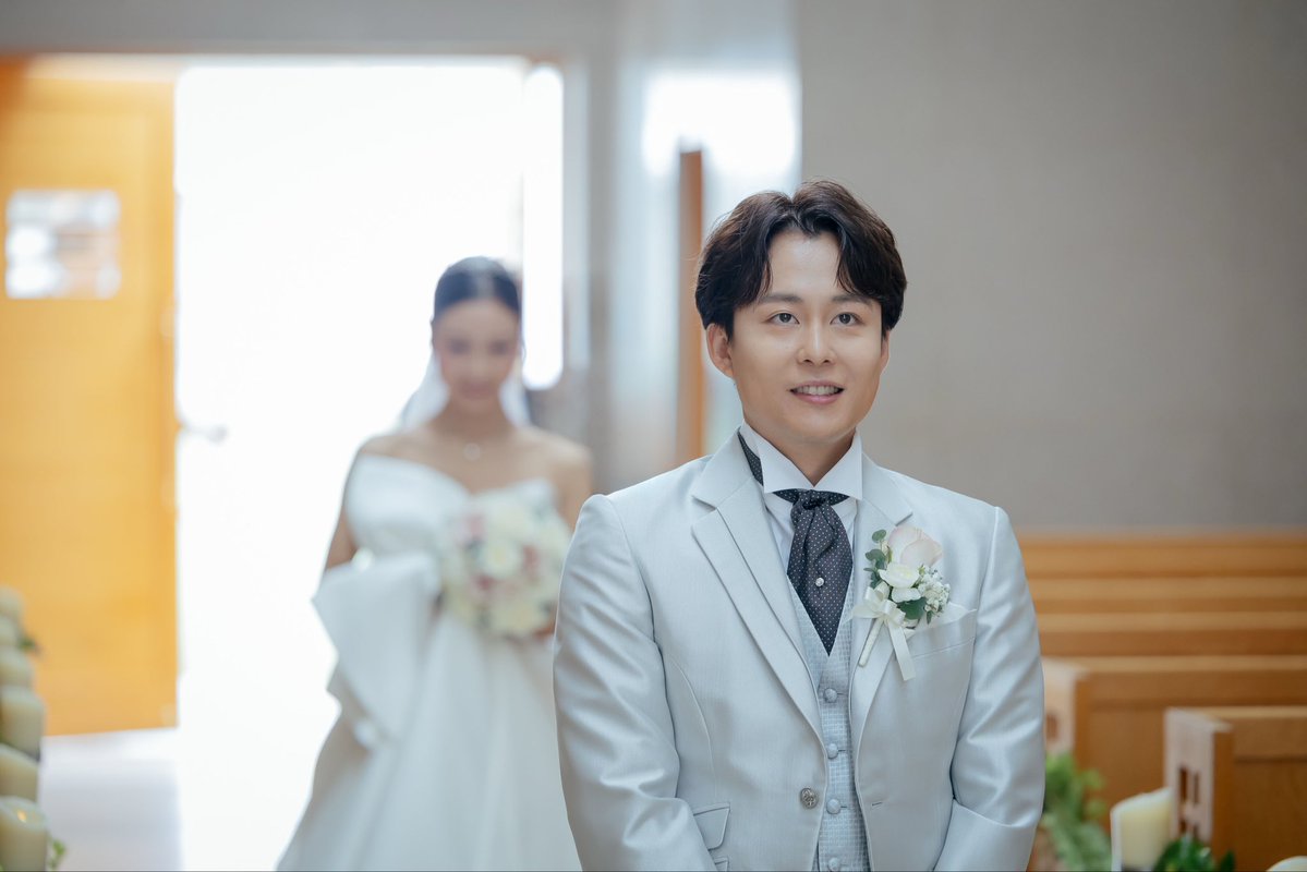 endless_koba_'s tweet photo. 結婚式挙げました!!
これからも2人でジャイアンツを全力応援します🐰

#えんどれす #結婚式 https://t.co/uBUspTOfKg