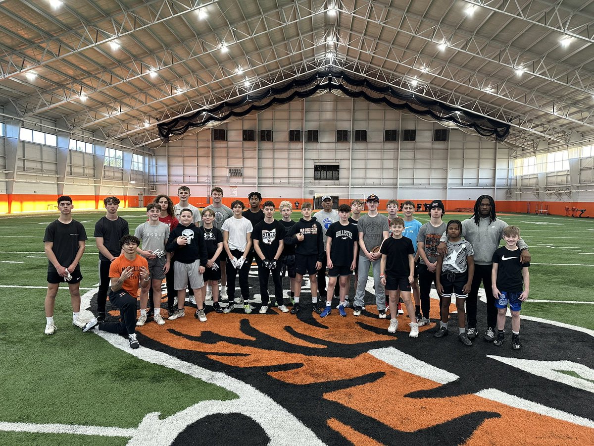 GetSixTraining's tweet photo. Our December training dates will be out in about a week!!! We are back!!!!! https://t.co/baYtxEP02r