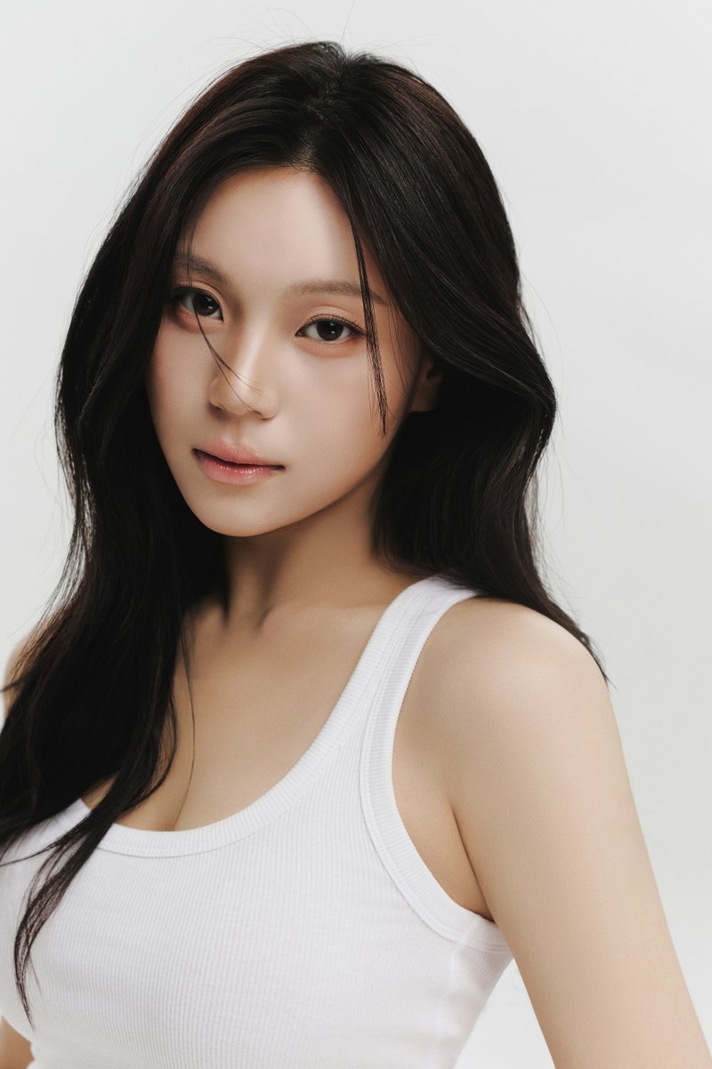 EHSBUJ_official's tweet photo. EUNHA SINB UMJI
2026 Profile Photo

#UMJI #엄지 https://t.co/rntGgIAPmT