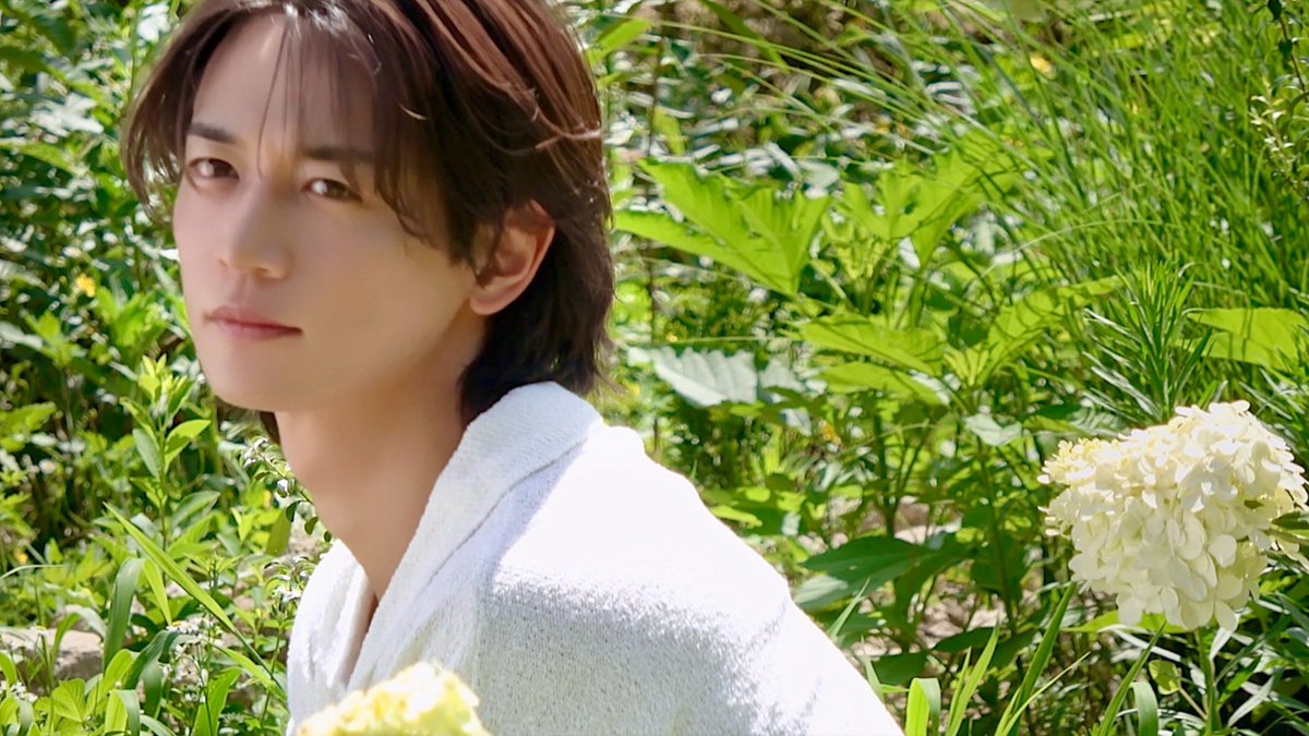 SHINee's tweet photo. ୨୧ ˚₊ 항산화 그룹의 덕목이란… 비현실적인 미모 ✨ ₊˚ ୨୧ | MINHO Marie Claire Photoshoot Behind

https://t.co/ZySKAEgFaP

#MINHO #민호
#SHINee #샤이니
#MarieClaire #Behind https://t.co/6EAaR3jcLH