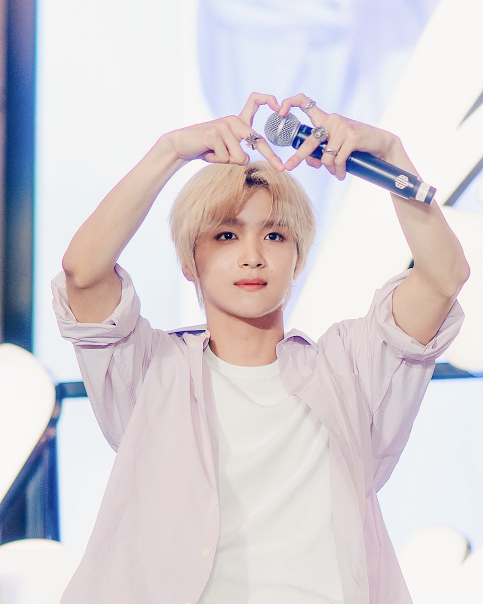 mybelovesun's tweet photo. 261027 kopi kenangan update #HAECHAN #해찬 

Kopi Kenangan x NCT HAECHAN Meet&amp;Greet in Jakarta

#KopiKenanganxNCTHAECHAN https://t.co/VSBjelg8jG