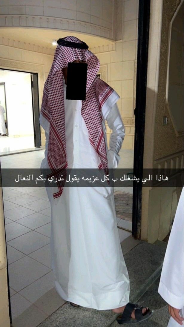 100llill's tweet photo. قمت البجاحه جايك بدون عزيمه وقعد يستعرض https://t.co/9vGPrpgv3F