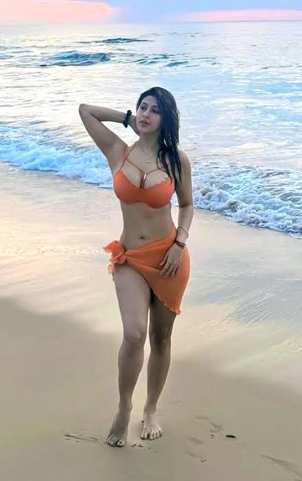 unfazedbanana's tweet photo. Parvati seducing muslims in bhagwa to get f*cked by musals https://t.co/9VoKIlyer4