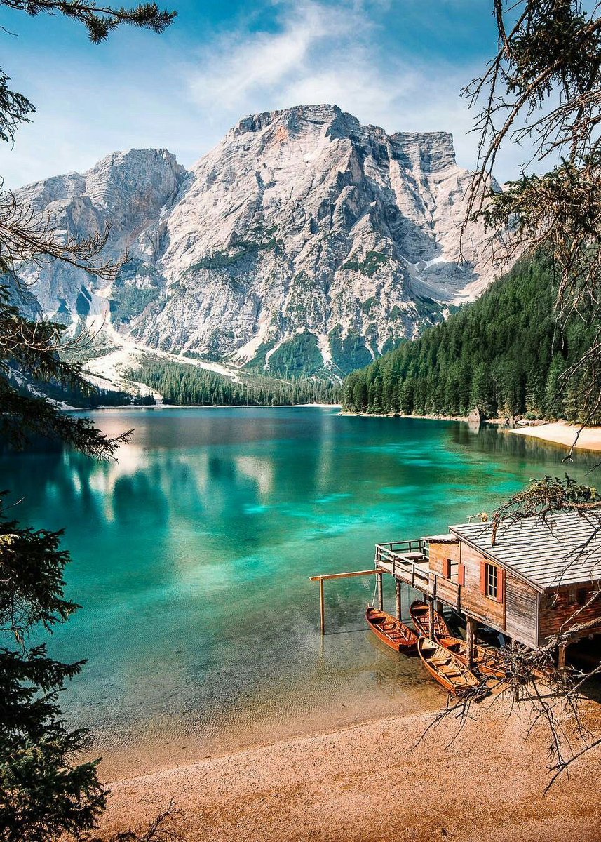 viewsoff's tweet photo. Italy https://t.co/KSFVCE47Zu