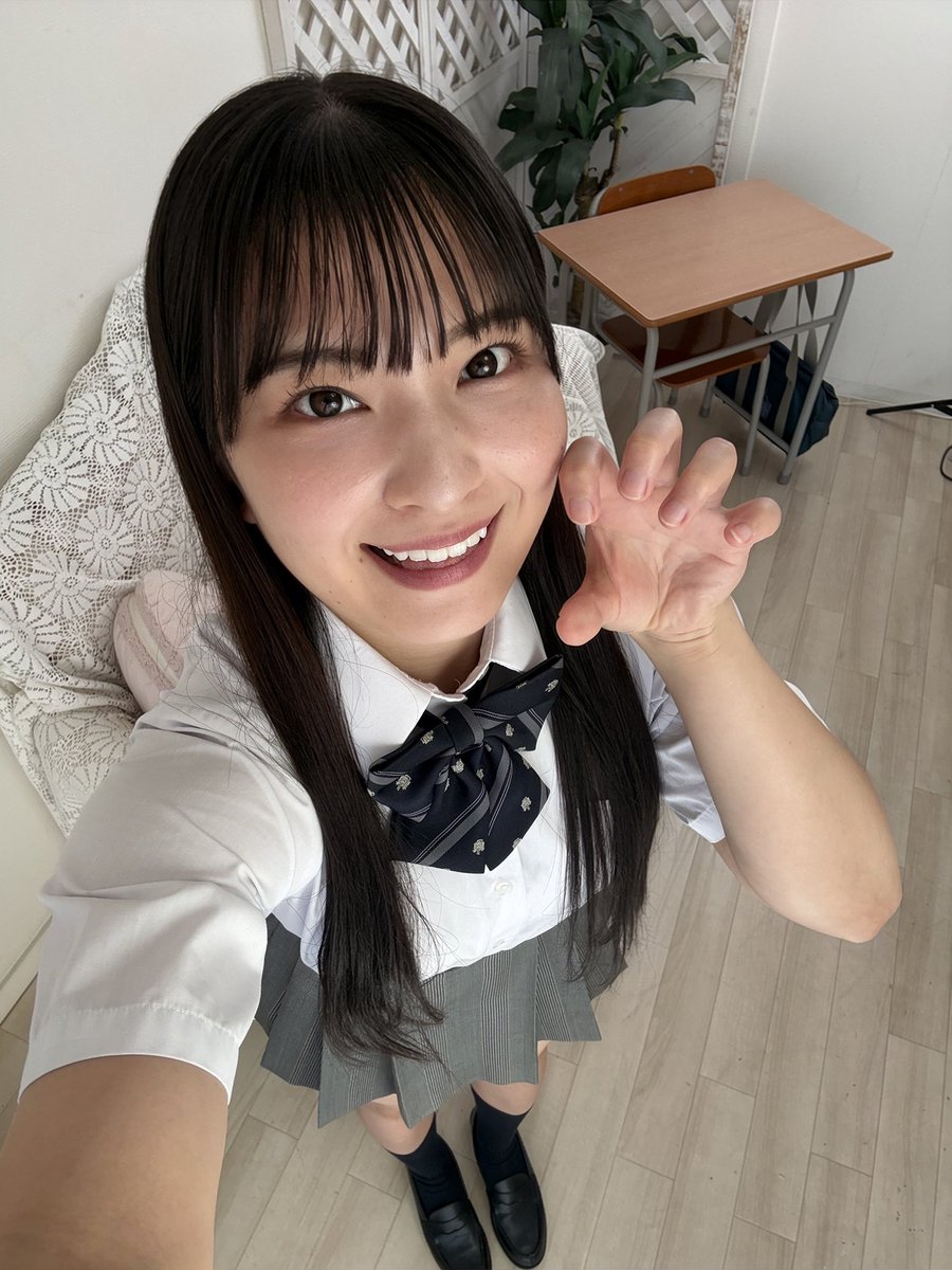 matsumurarin_'s tweet photo. 10/31(土)のハロウィン個人撮影会ですが
午後の時間に変更になりました🎃‼️

①15:40~16:30
②16:40~17:30
まだ空きがあります！

ぜひ会いに来てくださいね❤️
一緒にハロウィンを楽しみましょう〜！🙌 https://t.co/vLMTM7luyx