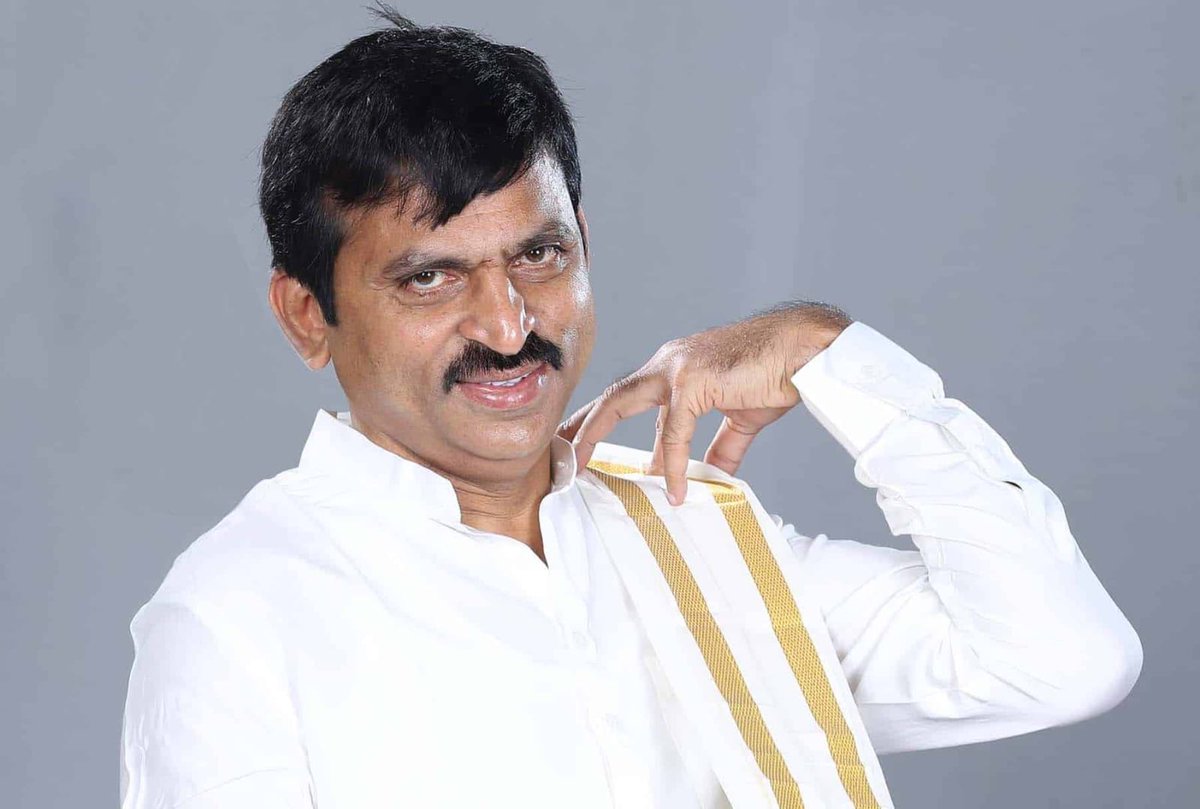 madhav_963's tweet photo. పేదల ముఖాల్లో చిరునవ్వులు చూడాలనే మీ ప్రయత్నం ఇలాగే కొనసాగాలి ఇందిరమ్మ ఇండ్ల శీనన్న

జన్మదిన శుభాకాంక్షలు  @INC_Ponguleti 

#HBDIndirammaIndlaSeenanna https://t.co/vVmwW0hmUN