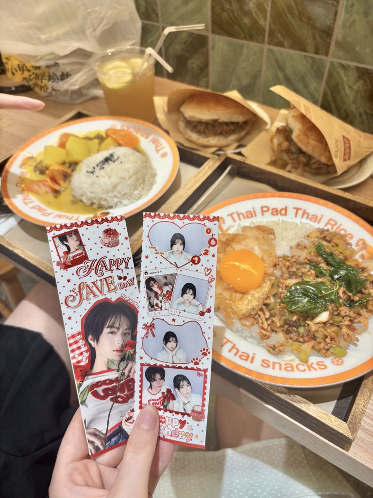 Yoki650754's tweet photo. 我真的好喜欢拍这种东西

#AuauSave https://t.co/ymJTcZQ9K1