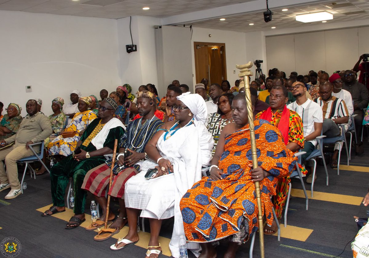 CSAGhana's tweet photo. Protecting children online is everyone’s responsibility.

As part of NCSAM 2026, the Cyber Security Authority (CSA) organised a Child Online Protection Digital Parenting Forum, bringing together traditional and religious leaders, the Traders Association, https://t.co/Hq8e7WeQx1