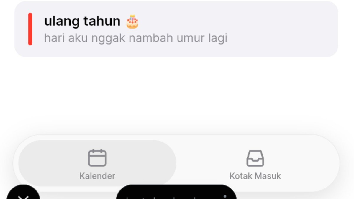 h8chains's tweet photo. Gak angst gimana kak hEy, nemuin tulisan kayak gini di kalender aja udah bikin sedih,,,,,😞😞 https://t.co/FppOqGVlle