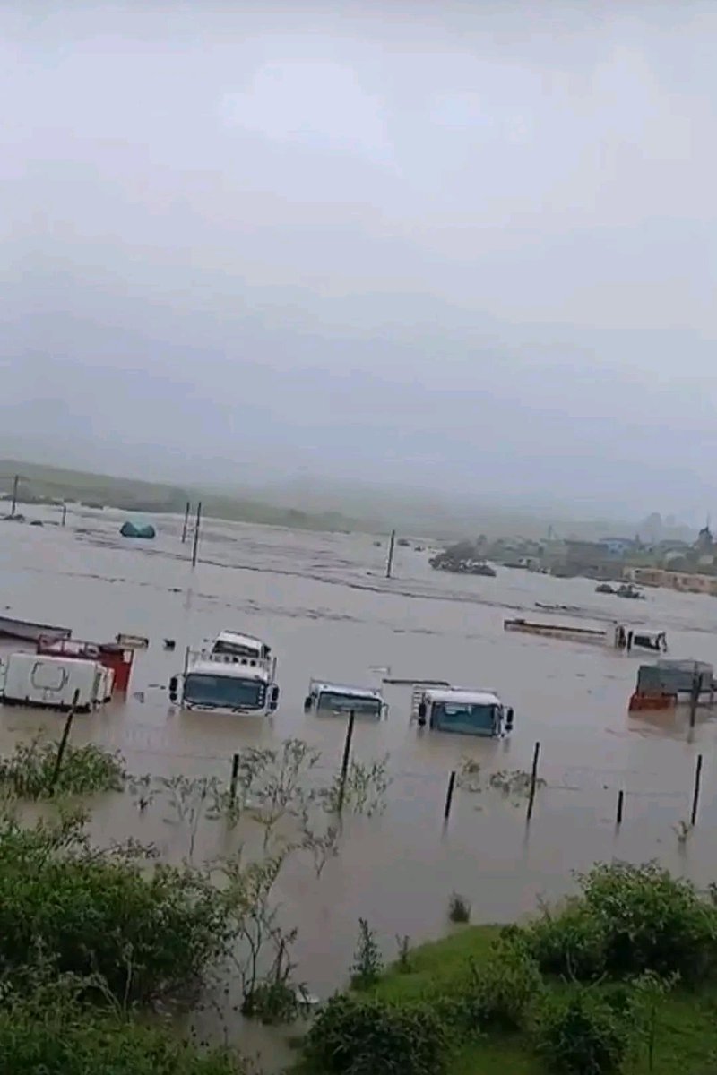 buffalo_insider's tweet photo. ⚠️ Residents in Buntingville, Ngqeleni, Urged to Move to Higher Ground

Residents living in low-lying areas of Buntingville, Ngqeleni, are urged to remain alert and move to safer, higher ground if water levels begin to rise. https://t.co/G6WInMMVJI