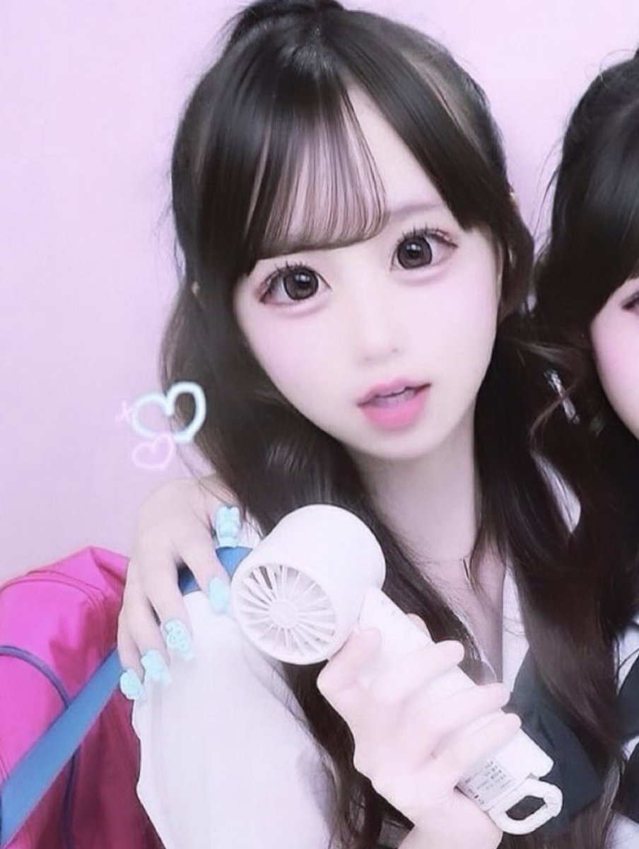 deborah10456582's tweet photo. 男二人からはめられてる動画いまだけうってる、🫣//
dカップ❤︎
 #裏アカ女��  #貢ぎマゾ  #いいねでdm https://t.co/gKd96A3eme