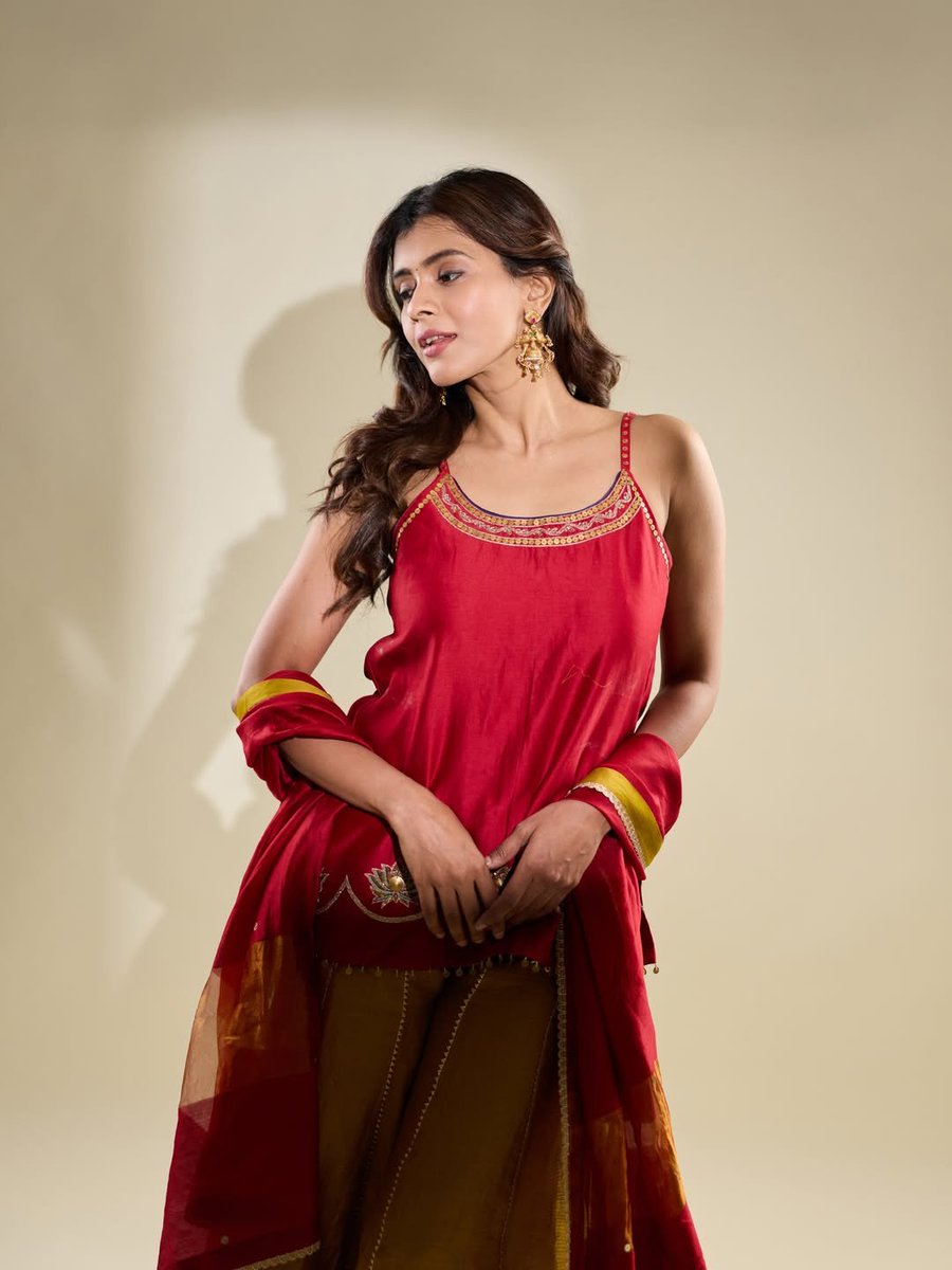 Weekendvibes_'s tweet photo. Hebah Patel β€οΈ
#Hebah #HebahPatel https://t.co/UKcrRjHzmN