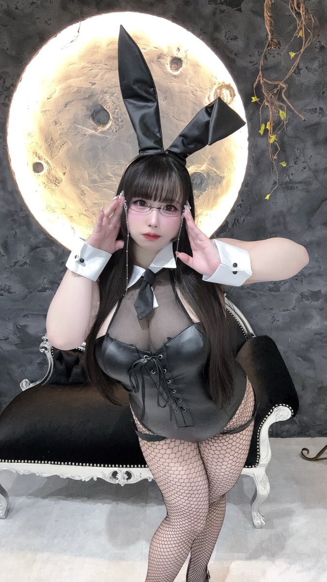 ritochanerai's tweet photo. 月が綺麗ですね🌙❤︎

 #ぽっちゃり女子 https://t.co/i25LlZJsLV