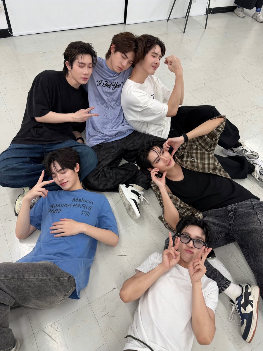 withyouwerebear's tweet photo. วันนี้ก็สู้ๆน้า 💪🏻

#KatanyuTonightxDEXX https://t.co/t6KWfgxP7W