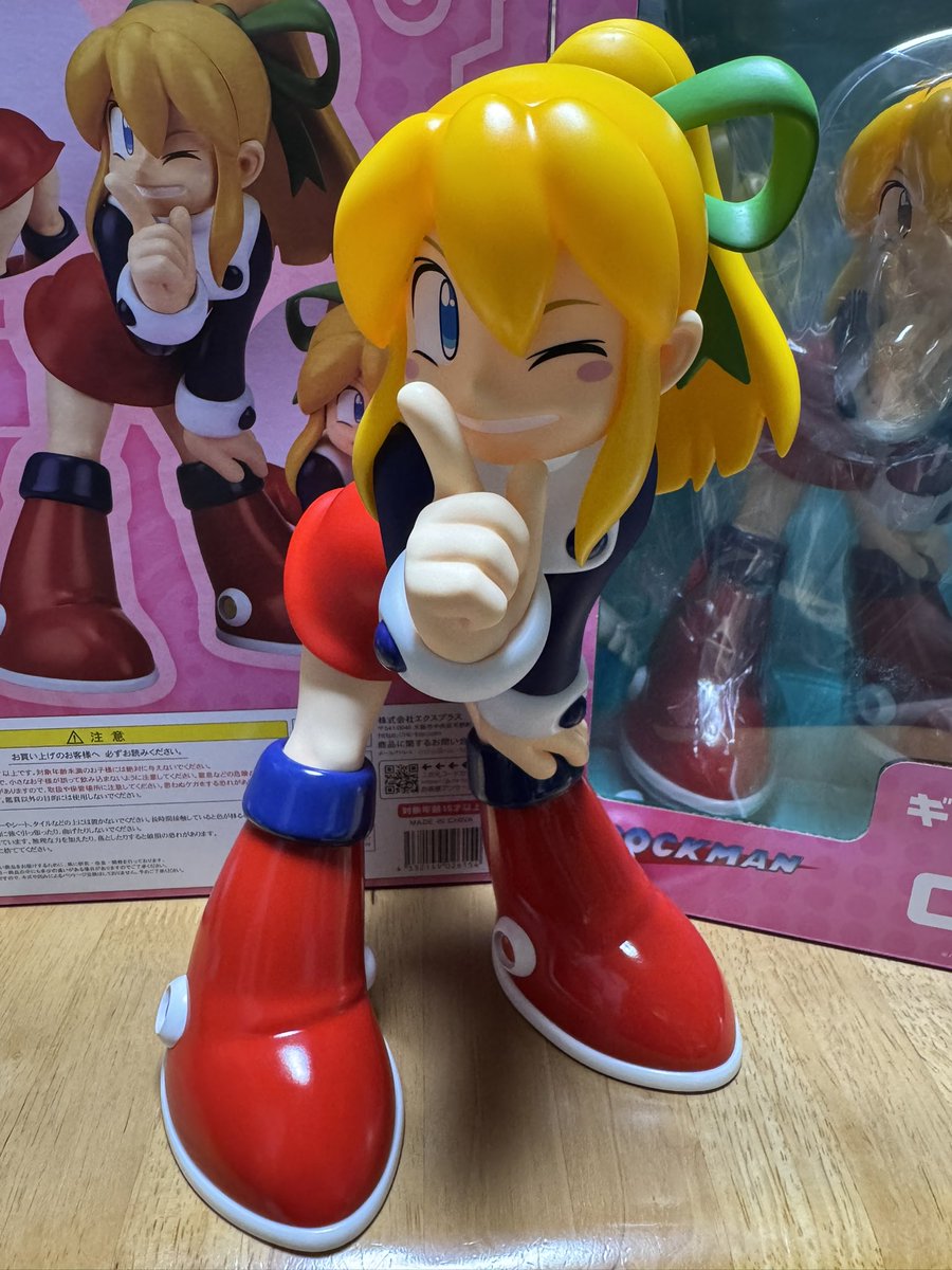 bisyamonn_tenn's tweet photo. 遂にギガンティックのロールちゃん届いたぞぉ！！！もっとデカいと思ってたけど思ってたより小さいのね

ふぅ...ｺﾚﾊｹﾝｾﾞﾝﾅﾌｨｷﾞｭｱﾀﾞｧ https://t.co/DWsbY35zR0
