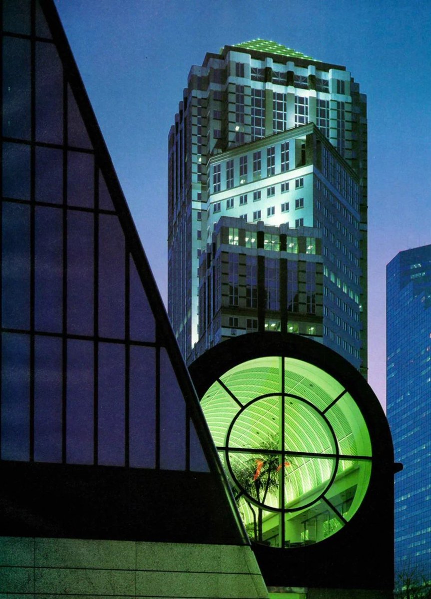 Ortgeist's tweet photo. From "Lighting Up the Skyline" by George Heinrich, 1988 https://t.co/o7WYs2yK3A