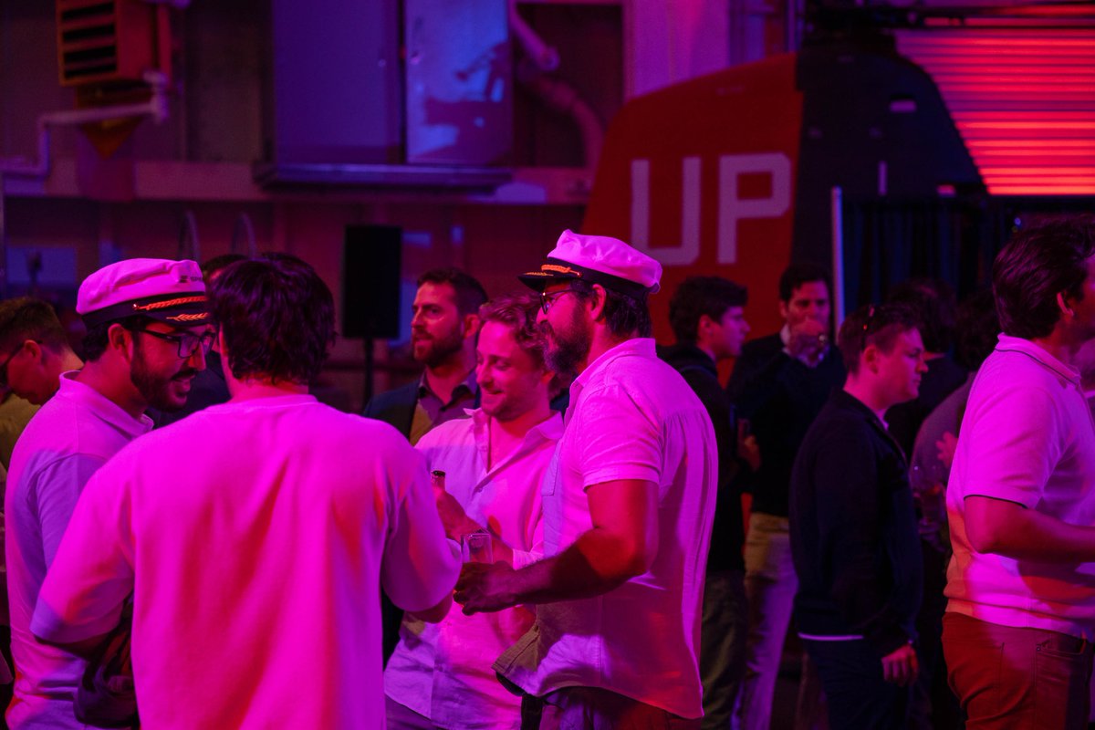 sprintoHQ's tweet photo. ๐งต1/4
If you saw a VC in a captain hat last night, weโre responsible.
#AIDeepTech #DemoNight #SFTechWeek https://t.co/SooIGDJ9Td