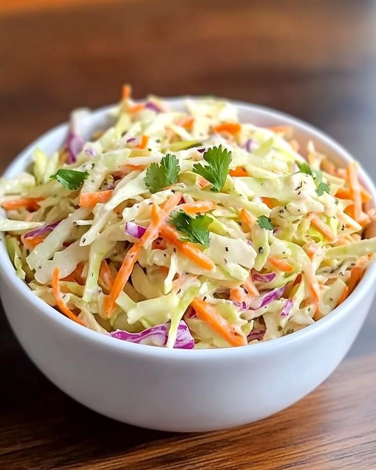 Cube1265545's tweet photo. A refreshing salad can be more than a side dish. 🥗

Crisp vegetables, fresh herbs, a bright dressing, and just the right balance of acidity can bring an entire meal together.

What's your must-have salad ingredient: cucumber, tomatoes, lettuce,or others?

#CUBEEats #FreshFood https://t.co/s477mBSGtC