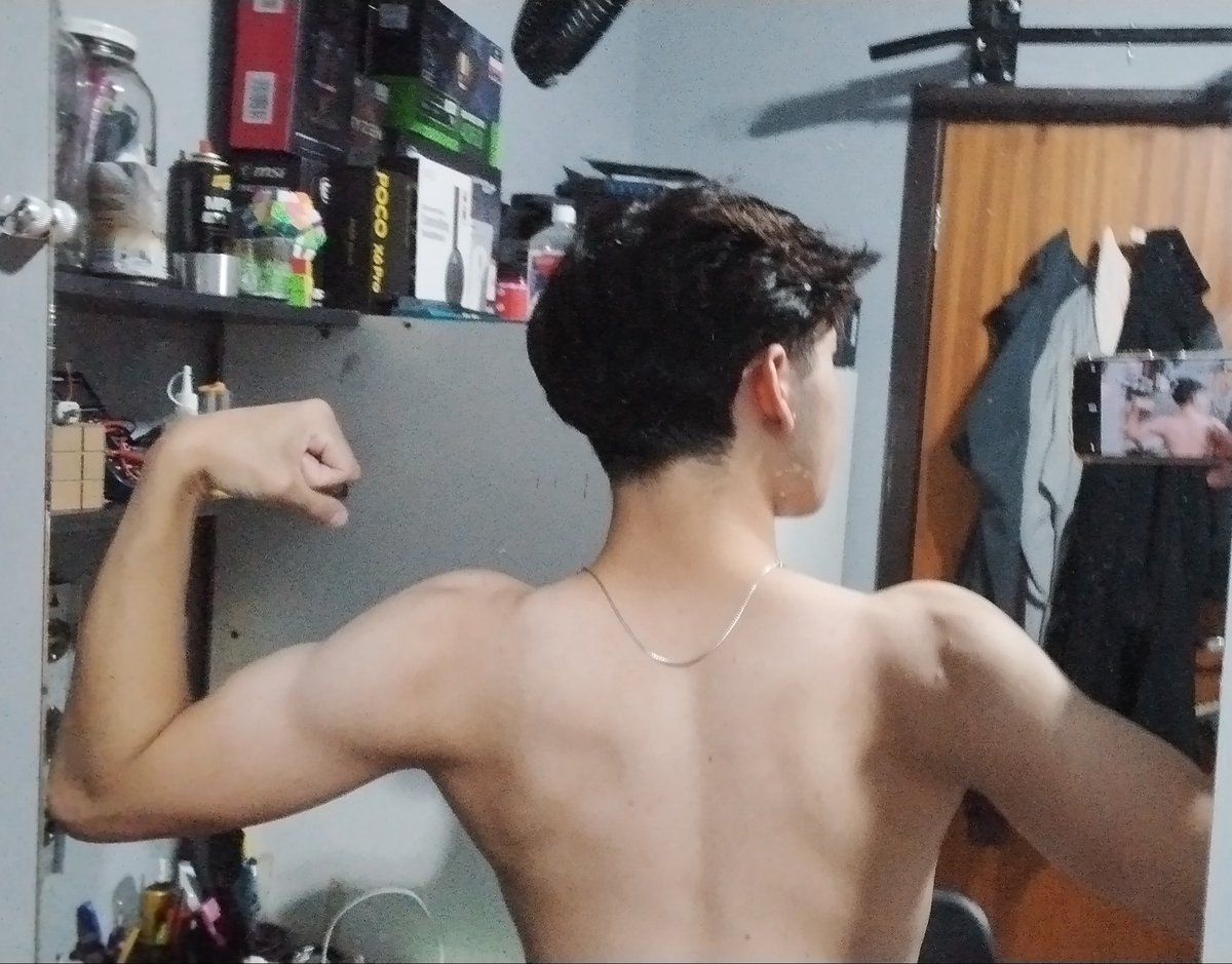 JuhPttv's tweet photo. Twinks fortinhos existem e posso provar https://t.co/y3aHax8Z76