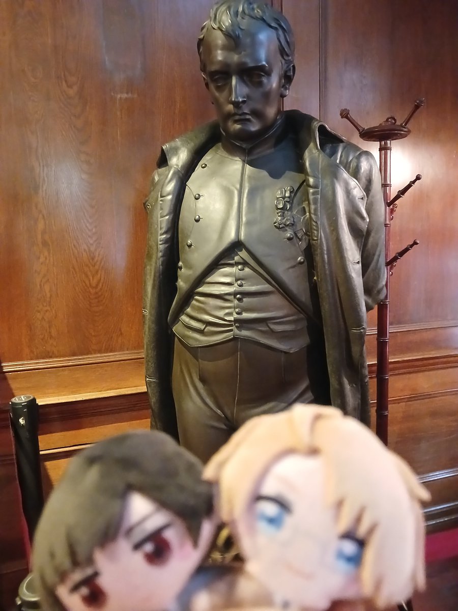 LotsOfSlugBuns's tweet photo. Napoleon-kun... #amepan https://t.co/3j8u2T2Cfx
