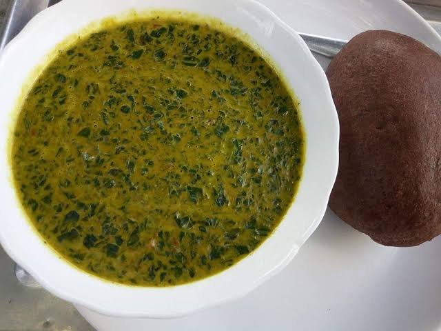 TheGuluMarathon's tweet photo. Have you tasted Northern Uganda?
With only 38days left to the Gulu city marathon, secure your spot today at only Ugx 60k.

After the marathon, reward yourself with Atapa, Malakwang and pack some odi.
Warm hospitality that feels like home. Good food that feeds your soul.

Run hard. Eat well. Celebrate big.

Secure your slot on https://t.co/sc6hjB1NGw

#GuluCityMarathon26