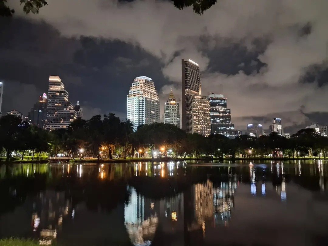 ACHIRAKORN__'s tweet photo. ดาวค้างฟ้าในใจเราเองแหละ🐸💫🌃
#กบทรงสิทธิ์ #kobsongsit https://t.co/y3QCwIbalP