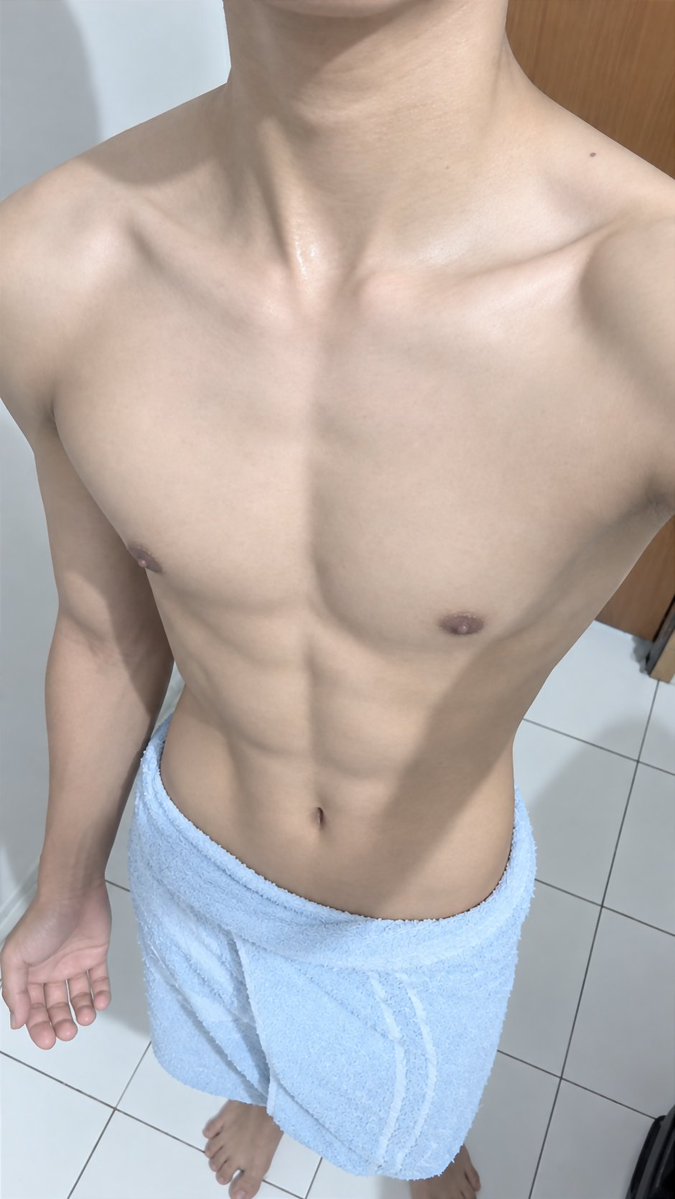 mattchallate15's tweet photo. baru selesai mandi nih bub https://t.co/Xv407Ks6sc