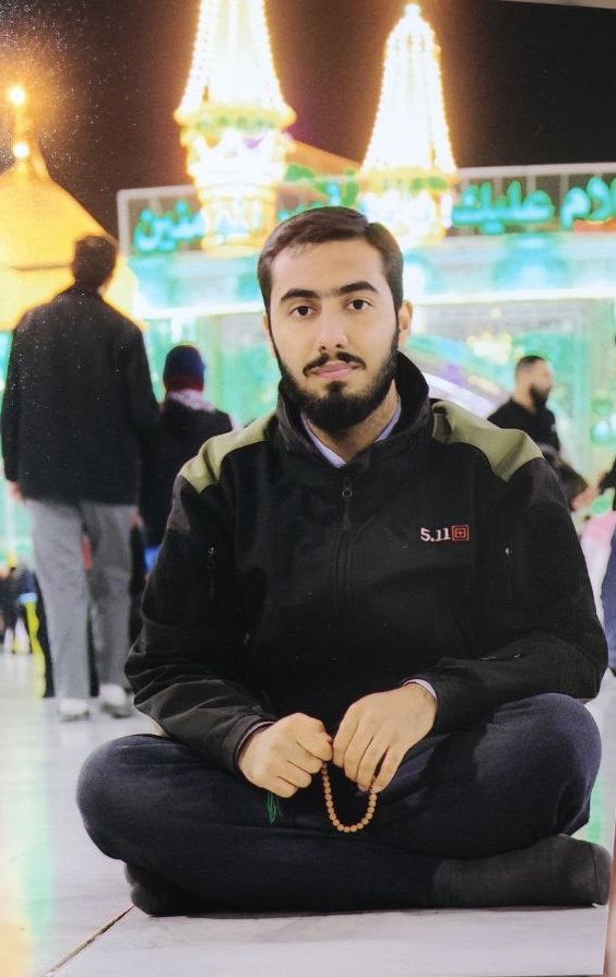Shahsavarkamal1's tweet photo. فردا سالگردِ شهادتِ آرمان علی‌وردیه؛
هنوز بعد از ۴ سال غم طرزِ شهادتش برام تازه‌اس... https://t.co/k0Sx2O9Kx8