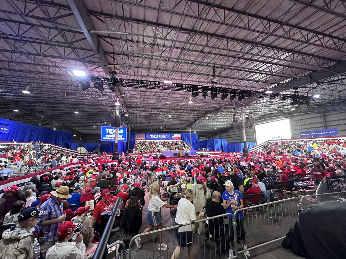 Republicans tweet picture