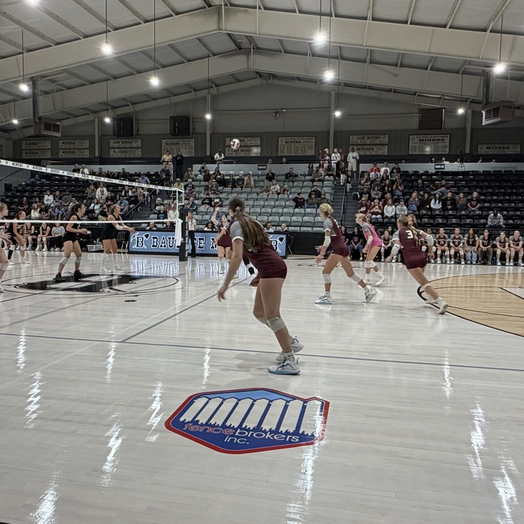 mhsdevildogs's tweet photo. Pottsville takes game 2, 25-11.  They lead the match 2-0. https://t.co/TSlagegUUE