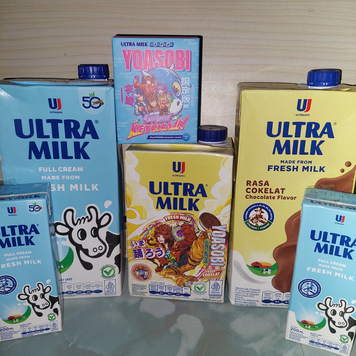 Ning_Pus's tweet photo. As a casual listener of Yoasobi, but an Ultra Milk enjoyer.... Why not, yakan? I got "Just Dance💛"
Sooo—very cute &amp; kinda velvety(?) to touch, but not exactly what I wanted. I'll just try again~

#UltraMilk #Yoasobi #UltraMilkxYOASOBI #MakeYourMove #blindbox https://t.co/MCJzjVRmbY