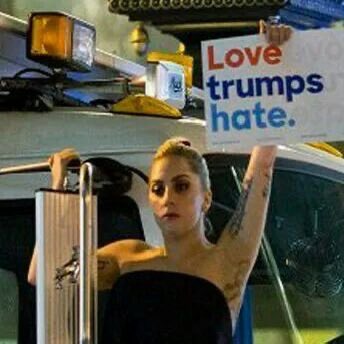 gagaxjudas's tweet photo. FUCK NICKI MINAJ https://t.co/i7DGpKcCfW